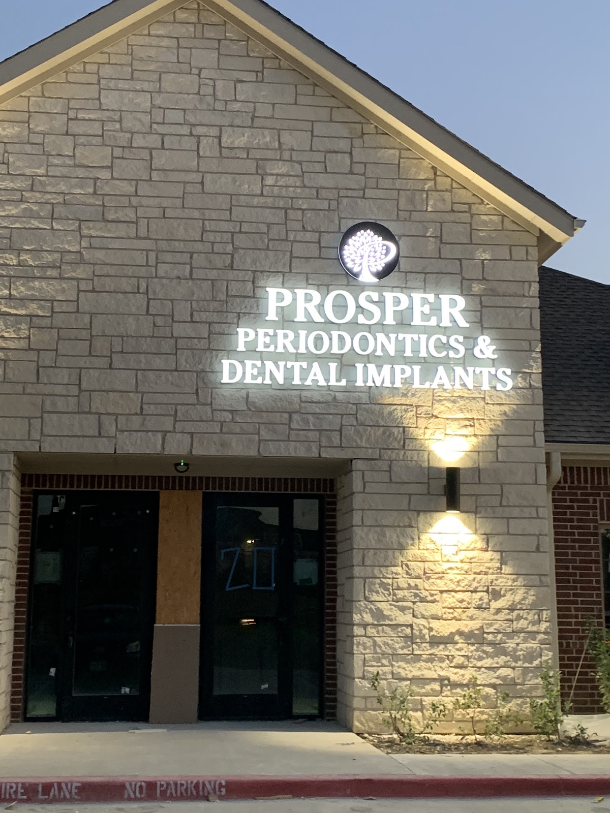 Prosper Periodontics & Dental Implants photo 4