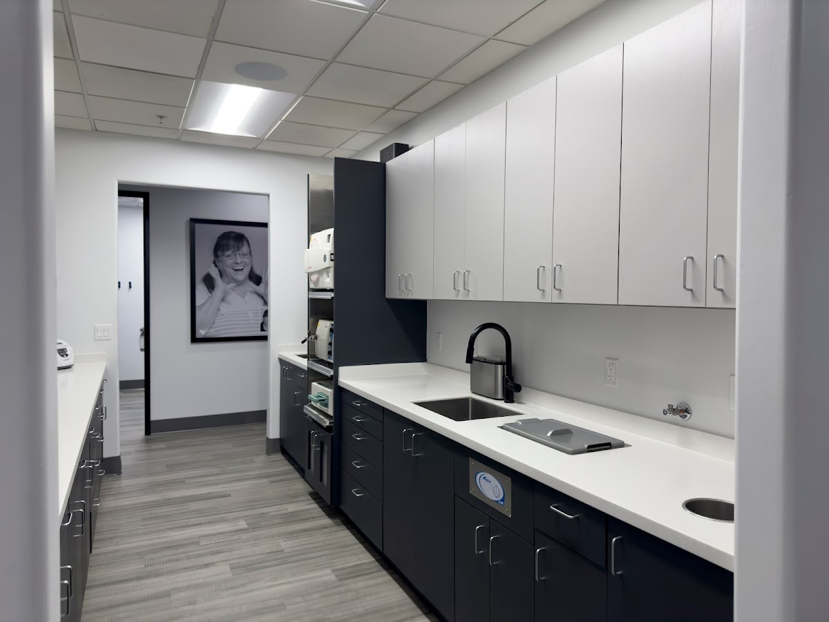 Revive Dental Implant Center photo 2
