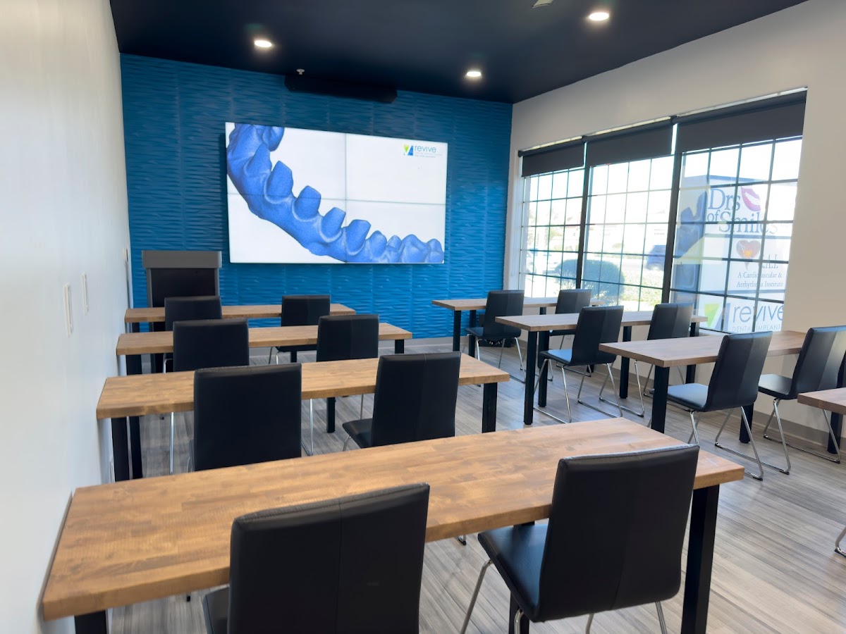 Revive Dental Implant Center photo 6