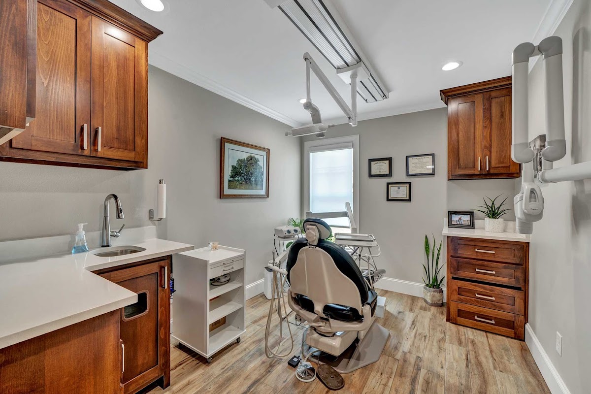 Tyler Periodontics & Dental Implants photo 2