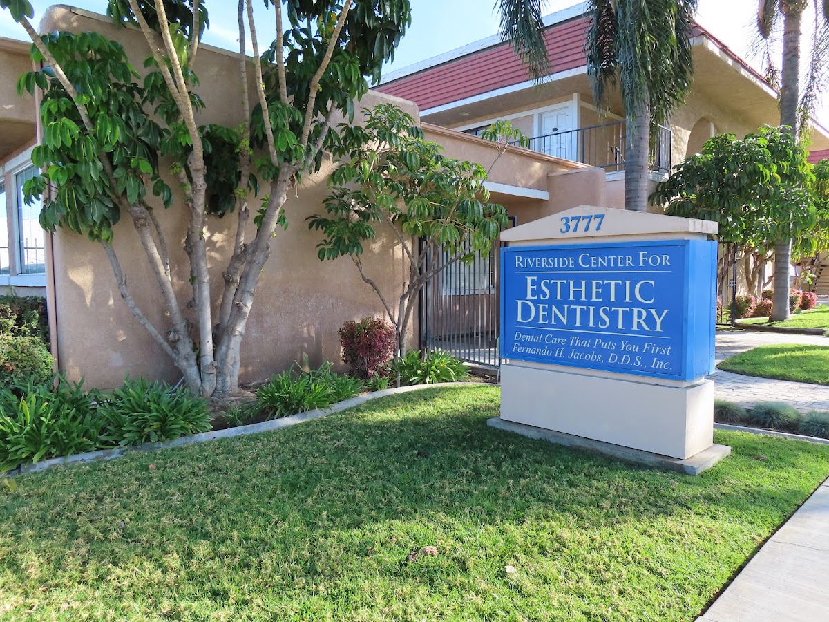 Riverside Center For Esthetic Dentistry photo 1