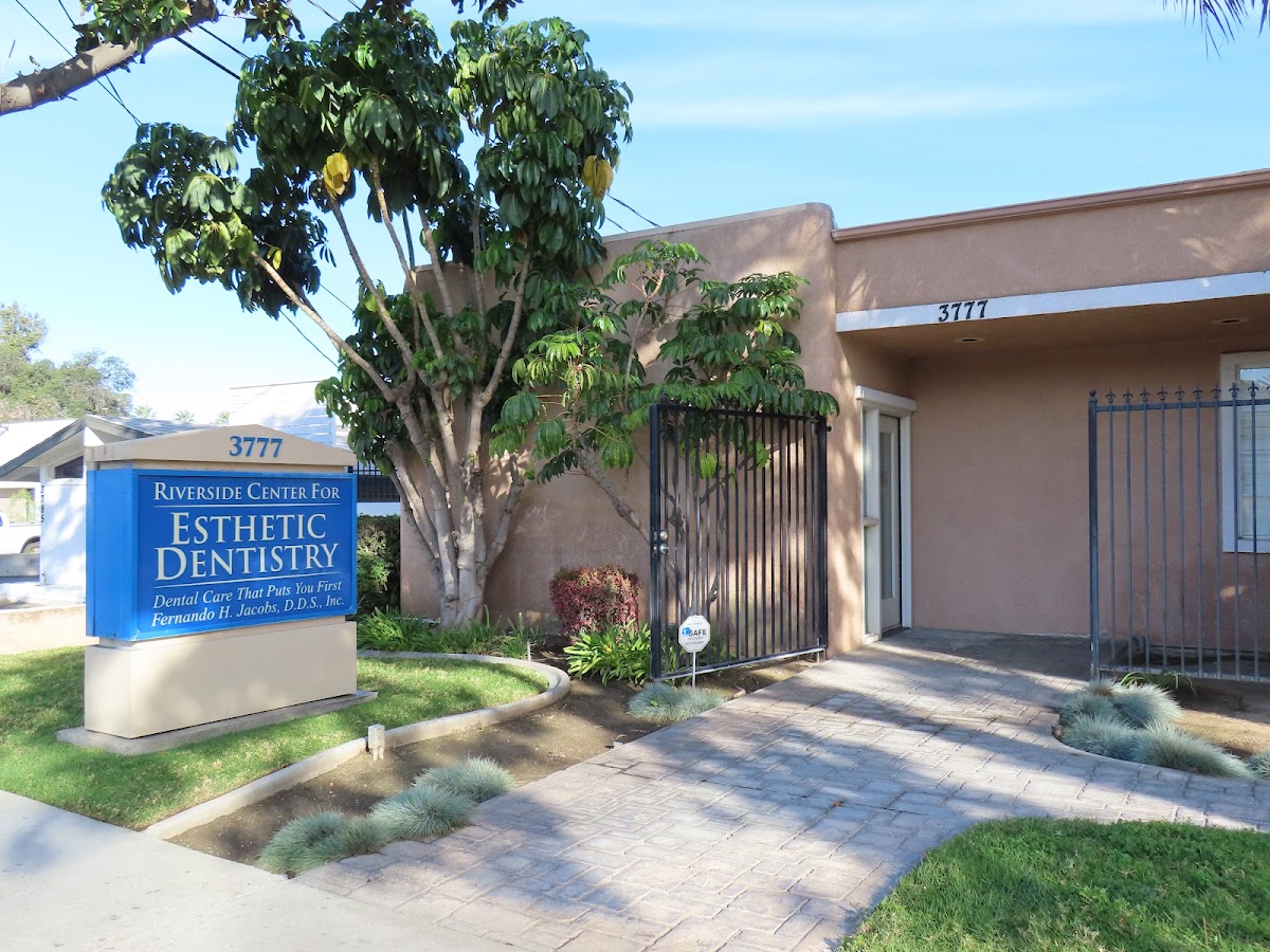 Riverside Center For Esthetic Dentistry photo 5