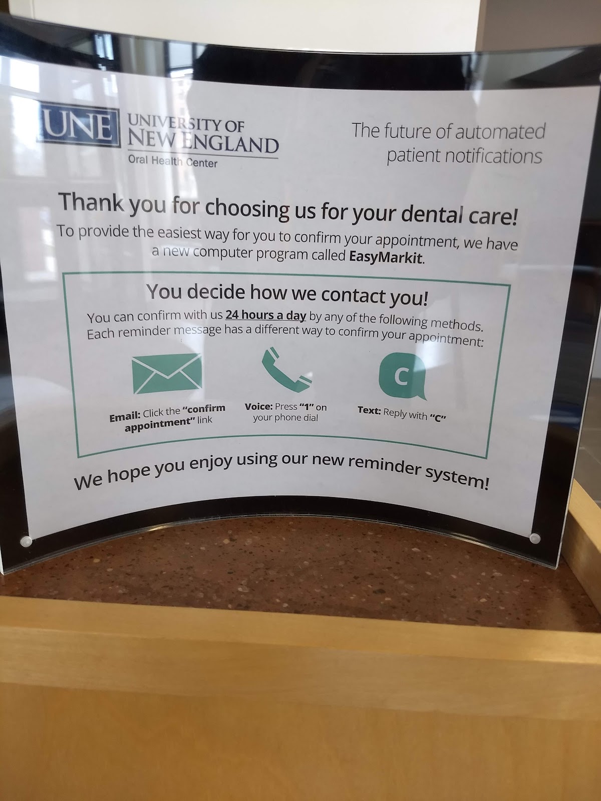 Une Oral Health Center photo 4