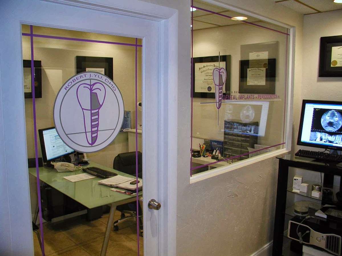 Tampa Bay Dental Implants & Periodontics - Dr. Robert J Yu (tyrone) photo 5