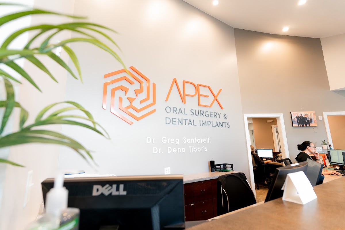 Apex Oral Surgery & Dental Implants - Kenosha photo 4