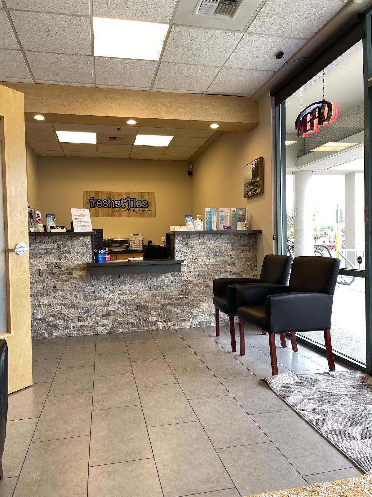 Fresh Smiles Family & Cosmetic Dentistry photo 1