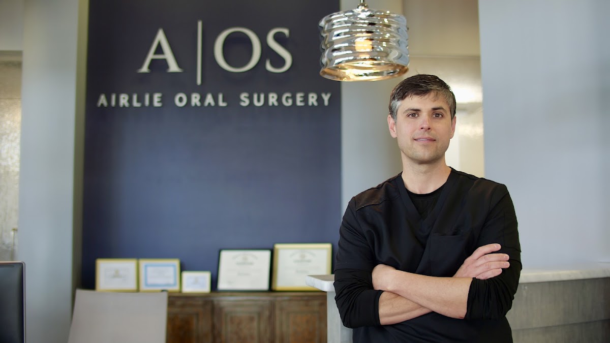 Airlie Oral Surgery photo 1