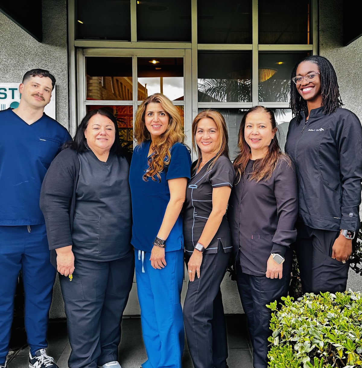 Salem Dentistry: Roxana Salem, Dds photo 3