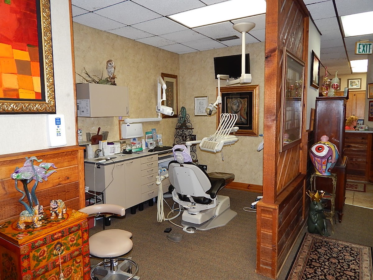 Byron C Scott, DMD - Springhill Dental Health Center photo 3
