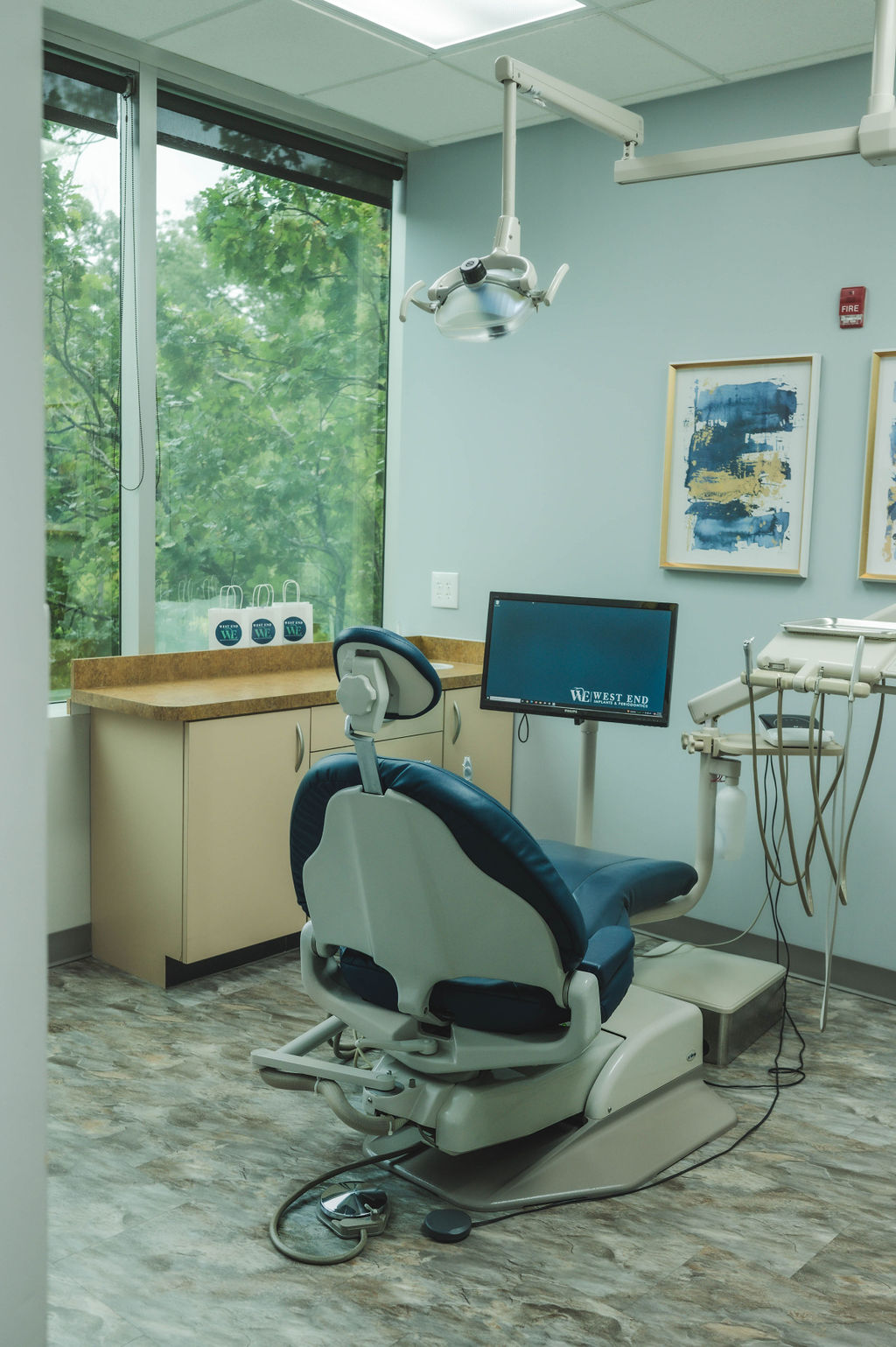 West End Implants & Periodontics photo 6