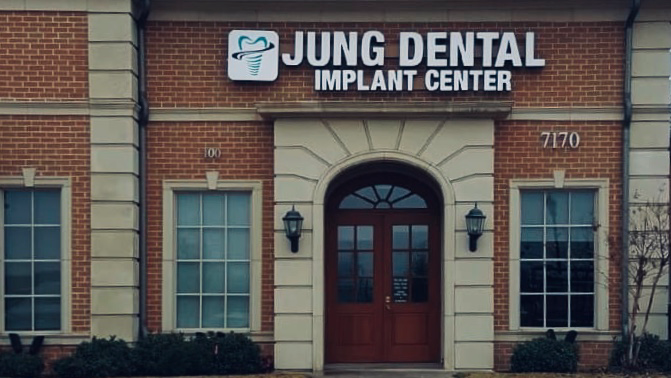 Jung Dental Implant Center of Plano photo 1