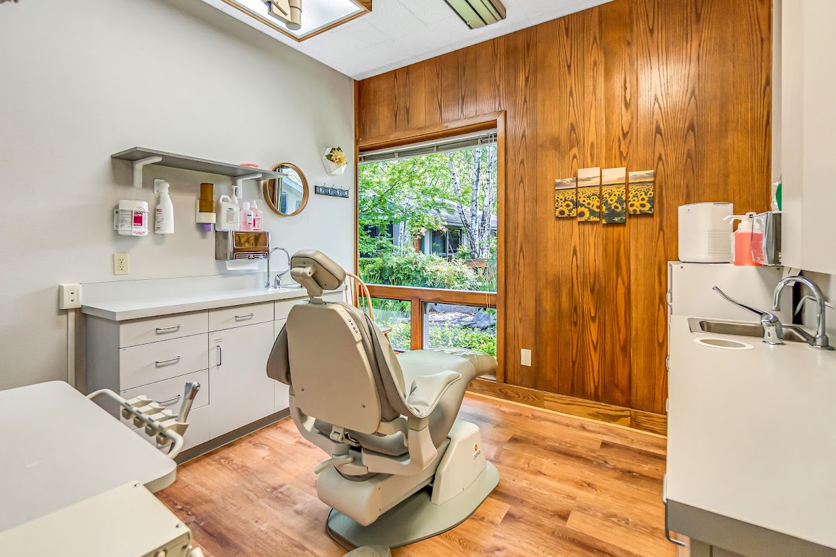 Prosthodontic Dental Group - Woodland photo 1