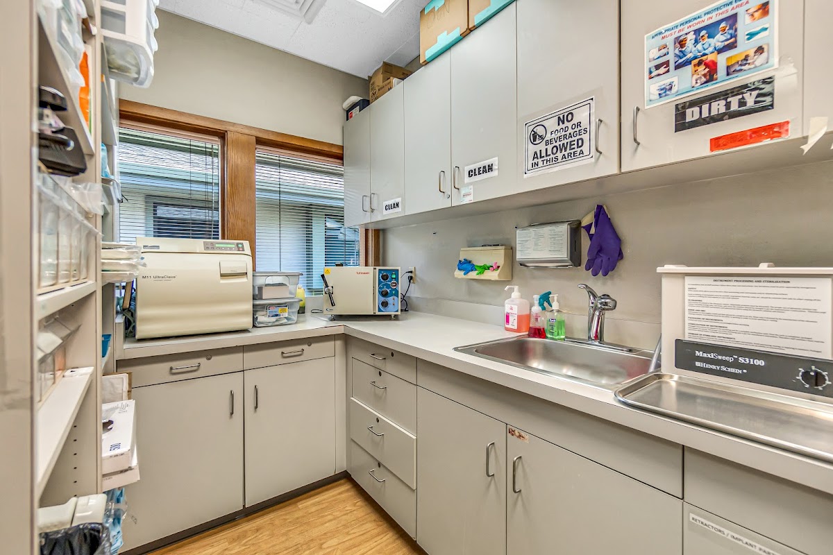 Prosthodontic Dental Group - Woodland photo 4