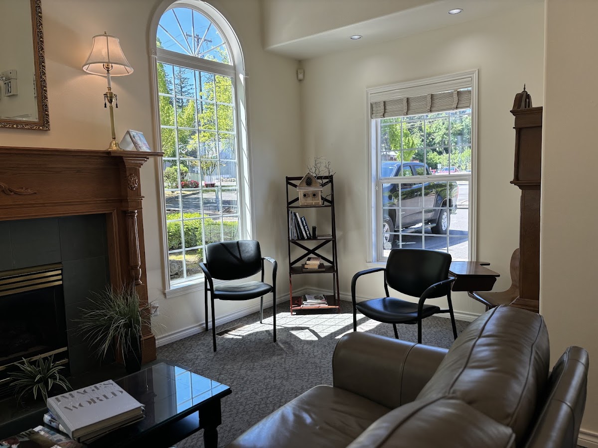Roots Dental & Dental Implant Center - Salem photo 3