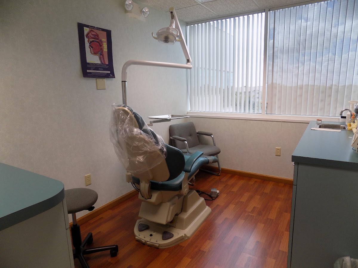 Oral Facial Reconstruction and Implant Center - Pembroke Pines photo 3