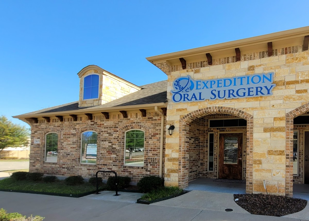 Expedition Oral Surgery photo 1