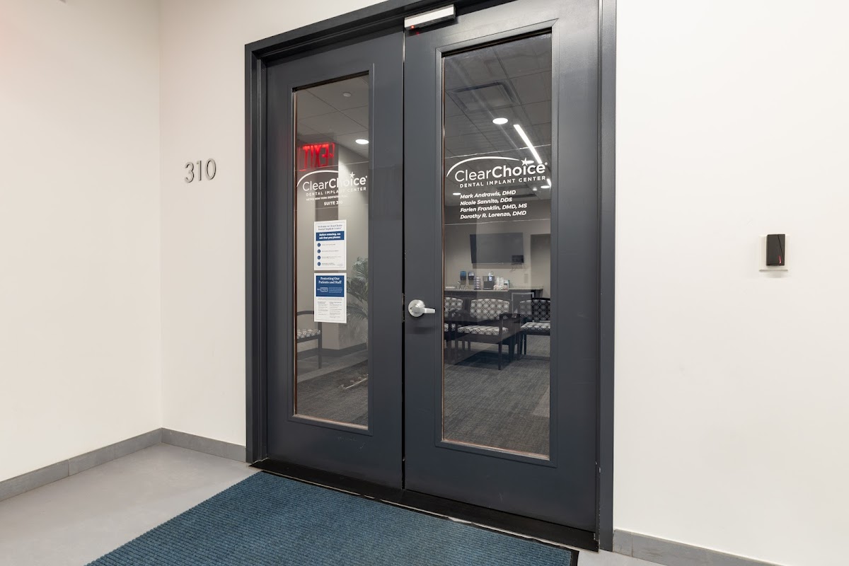 Clearchoice Dental Implant Center - Long Island City photo 3