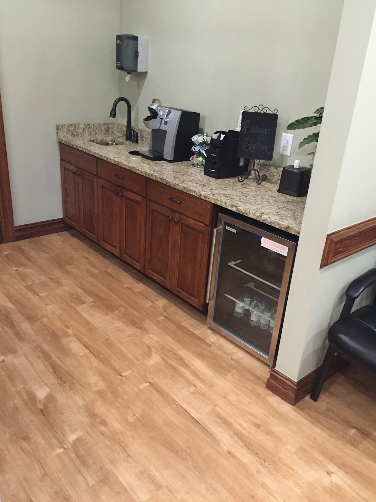 Aesthetic Dental Institute Dr. Aubrey J. Henshaw III DDS photo 6