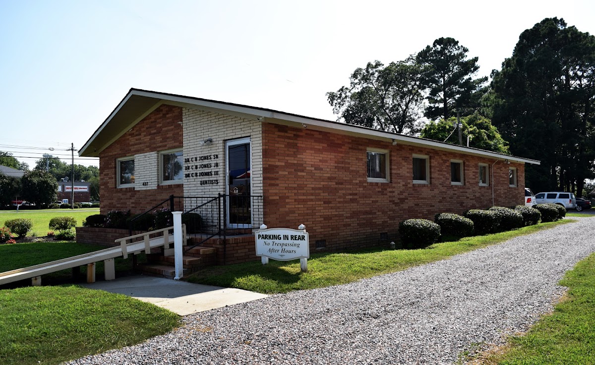 Dr. Clifford Jones DDS photo 4