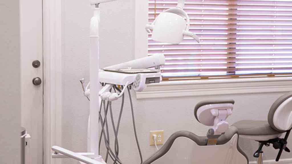 Harper Dental photo 1