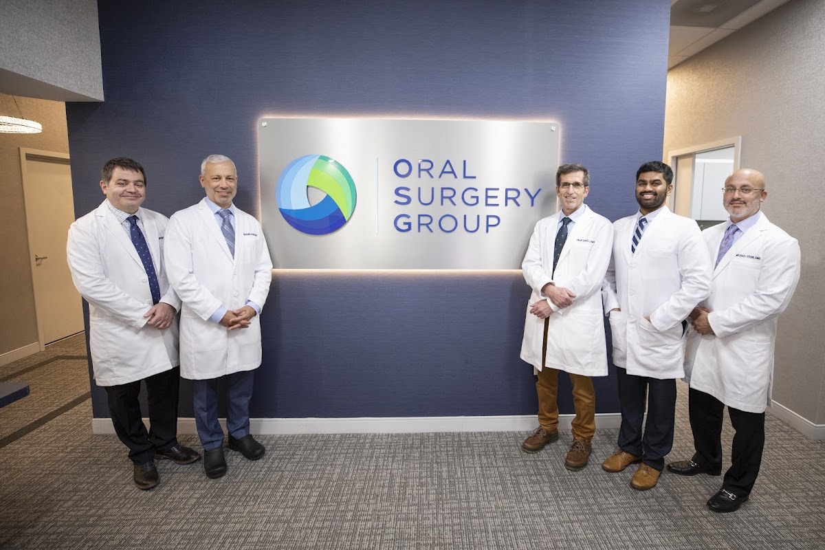 Oral Surgery Group, Dental Implants & Wisdom Teeth photo 3
