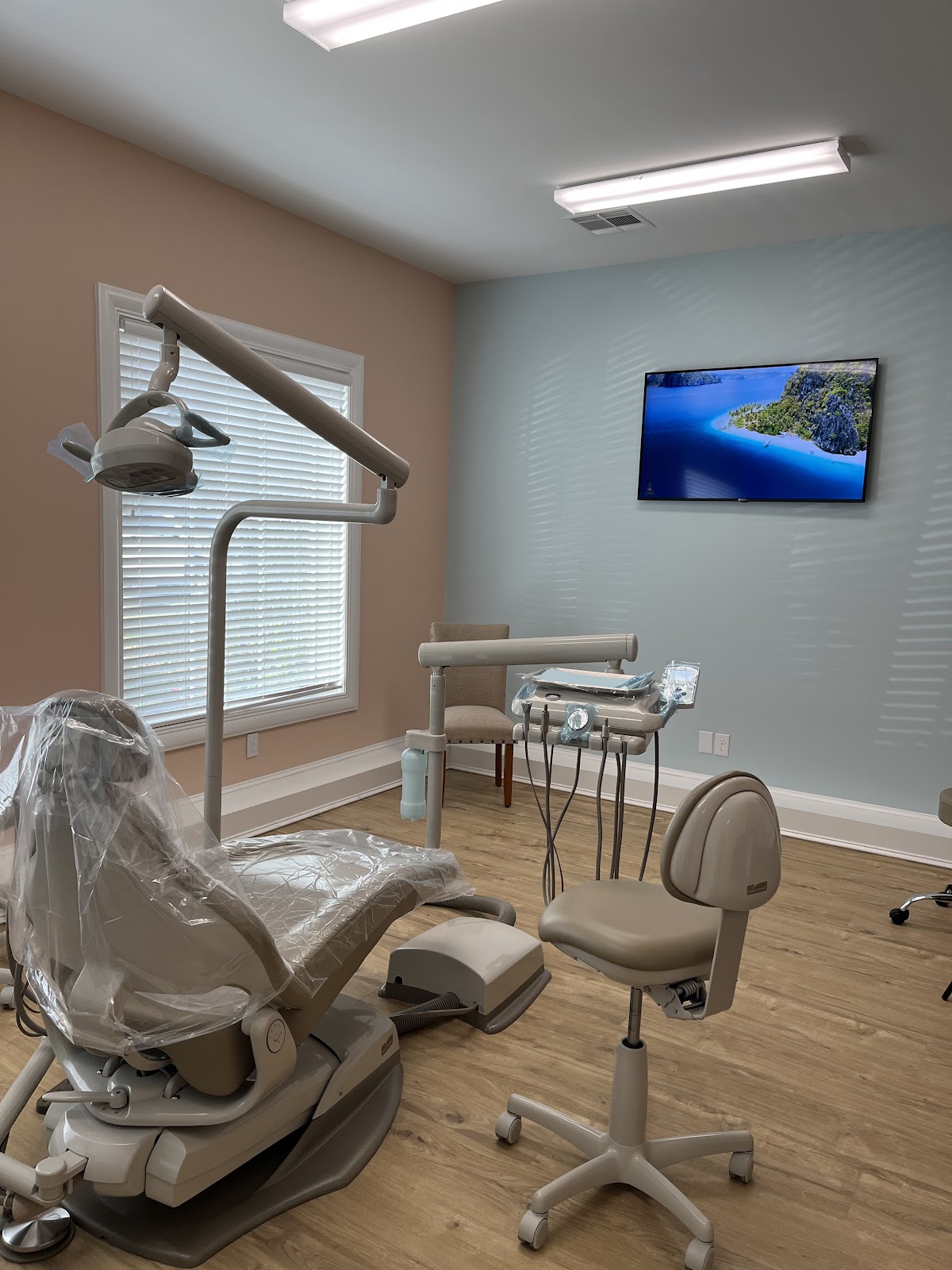4d Implant Prosthodontic Center photo 1