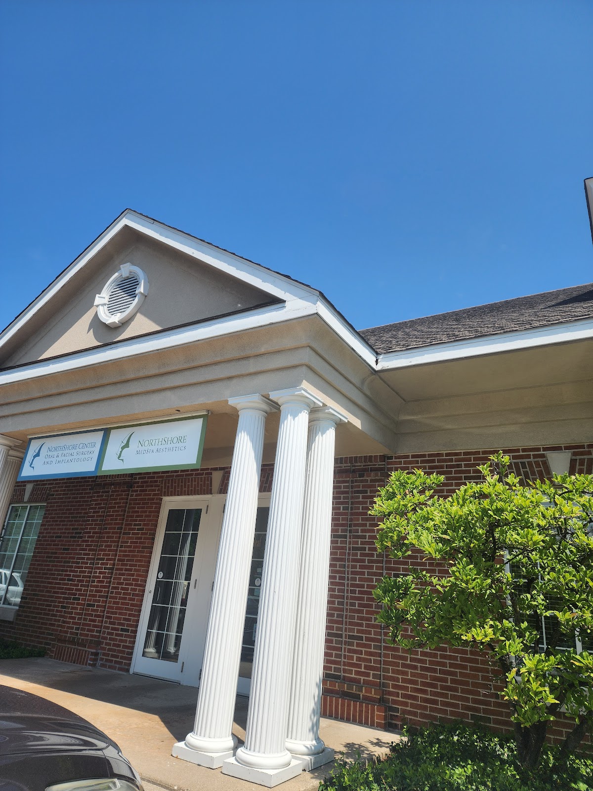 Northshore Center for Oral & Facial Surgery and Implantology photo 3