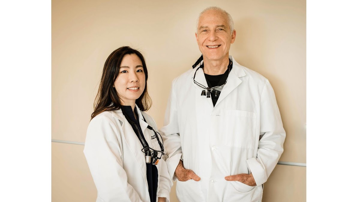 Northwest Periodontics & Implants photo 1
