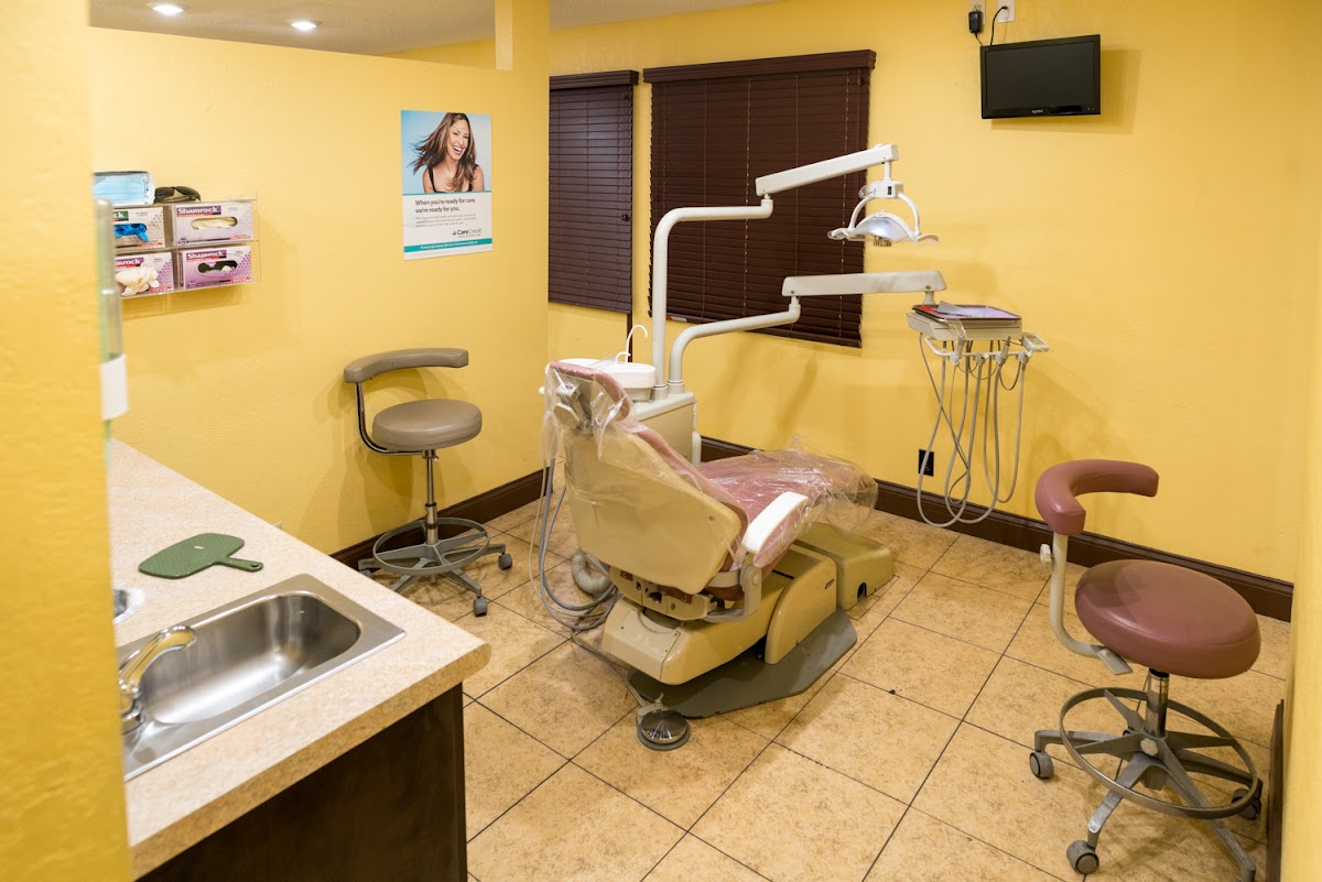 Sahara Dental photo 3