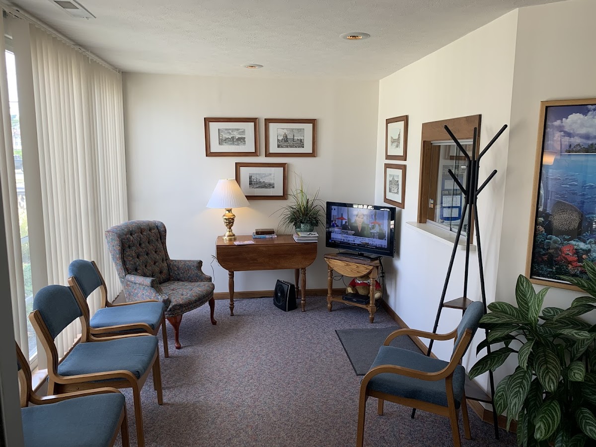 Newark Periodontics & Dental Implant Specialists photo 3