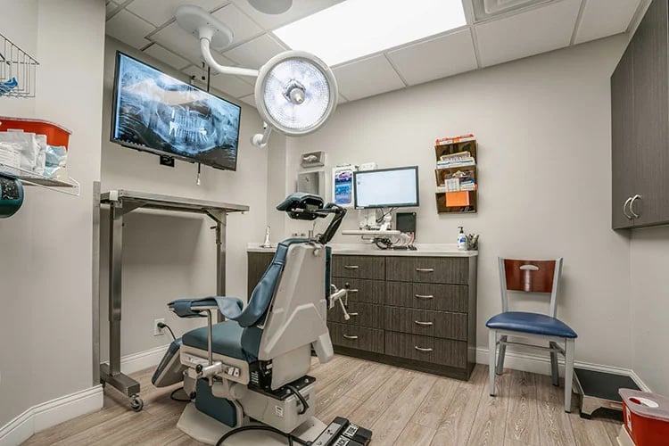 Flagship Oral, Facial, and Dental Implant Surgery photo 4