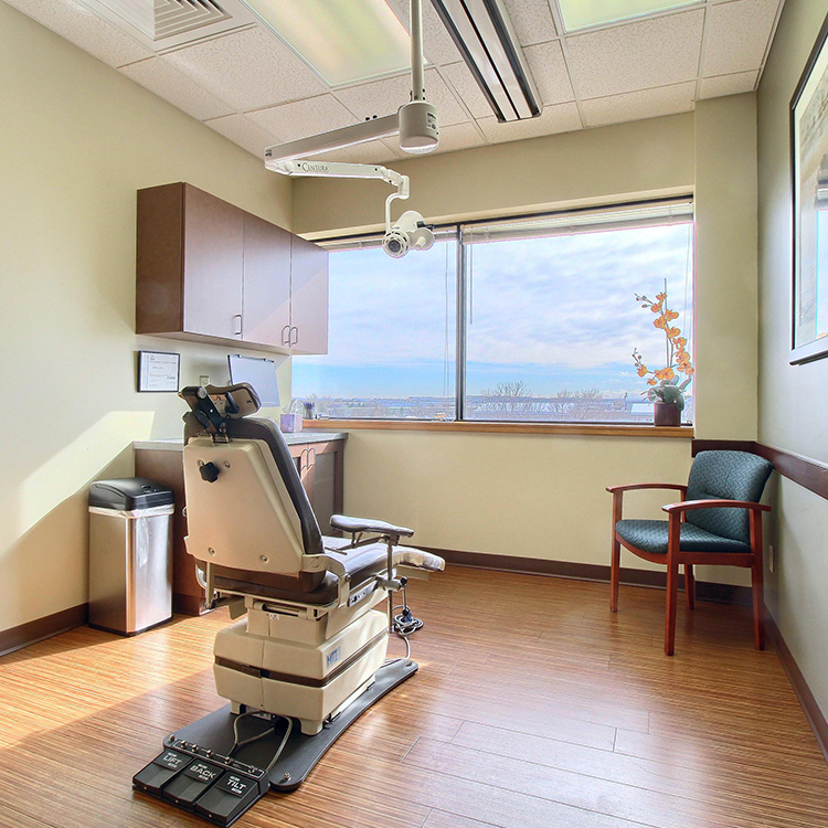 Ivey Oral Surgery & Dental Implants photo 3