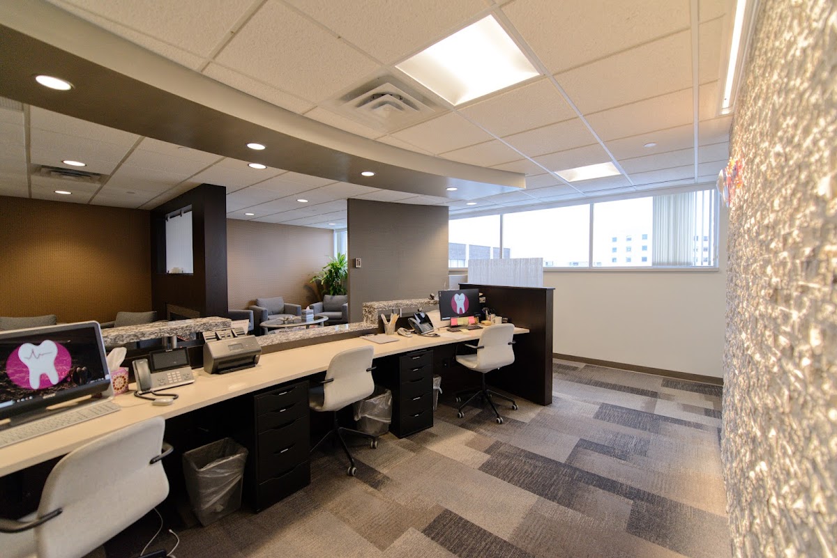 Elegant Dental Implant Center photo 1