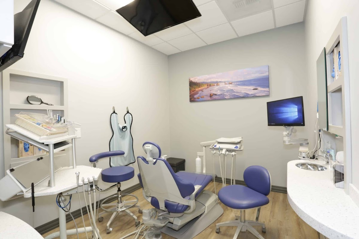 Av Sierra Dental Center photo 2