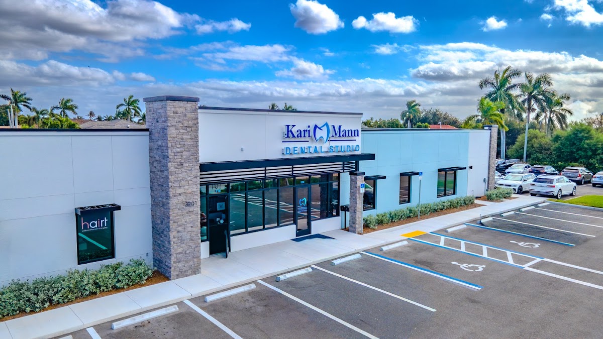 Kari Mann Dental Studio: Advanced Dental Implants, Family & Cosmetic Dentistry photo 1
