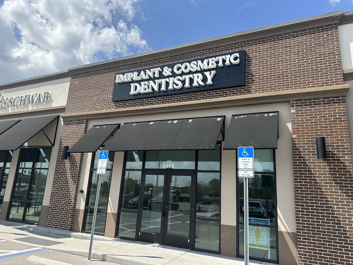 Lakeland Implant & Cosmetic Dentistry photo 1