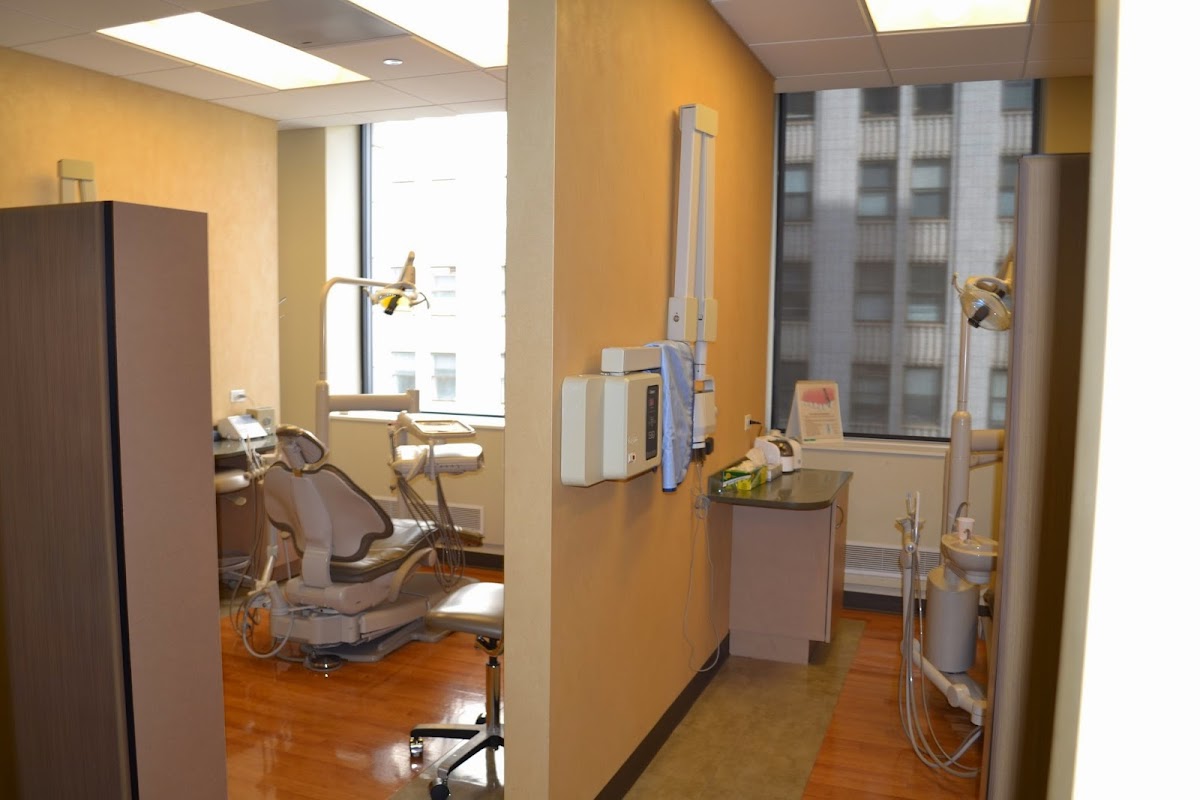 Chicago Dental 312 photo 3