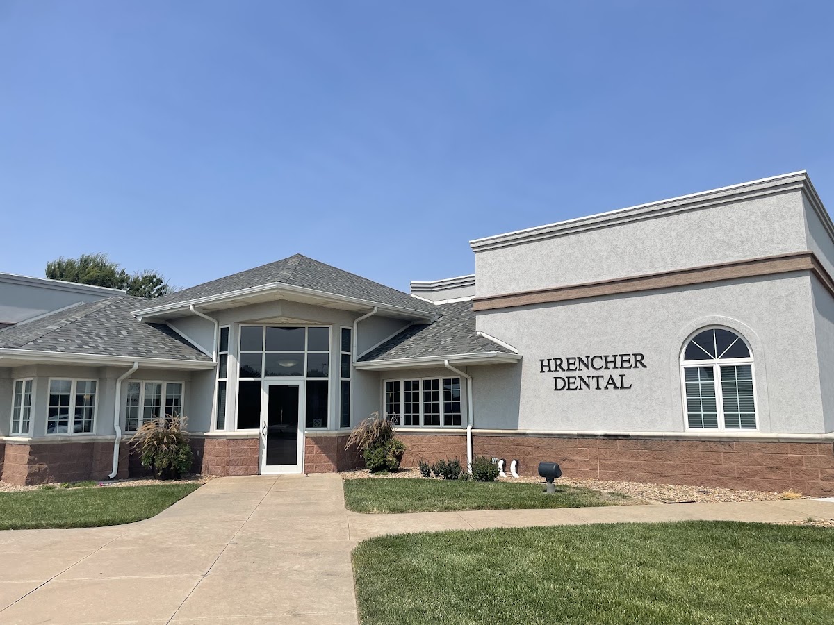 Hrencher Dental photo 2