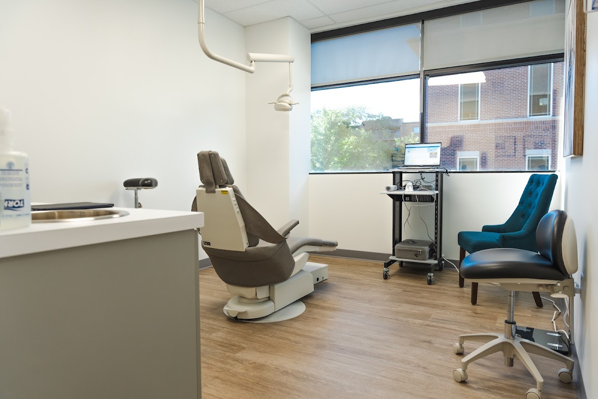 Nuvia Dental Implant Center - St. Louis photo 1