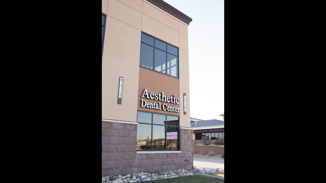 Aesthetic Dental Center photo 1