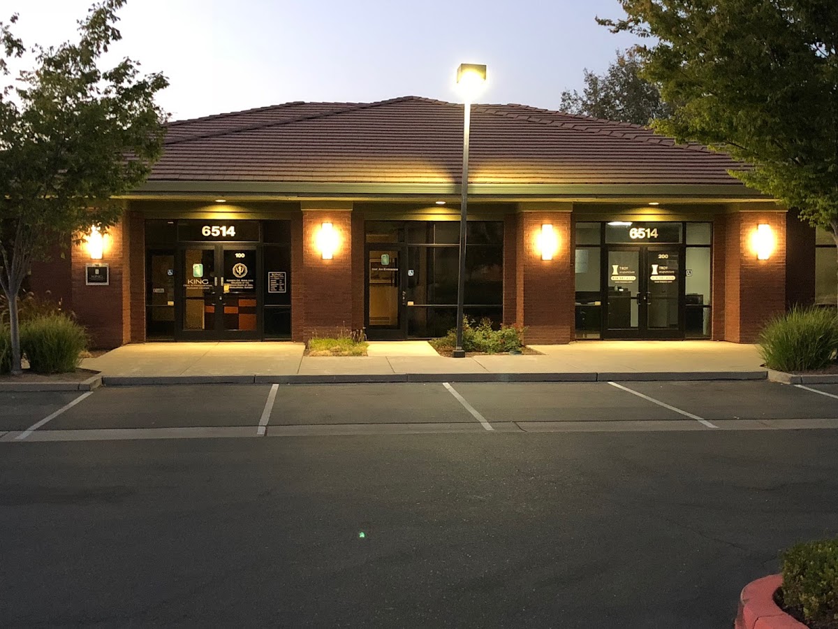 King Oral Surgery & Dental Implant Center photo 1