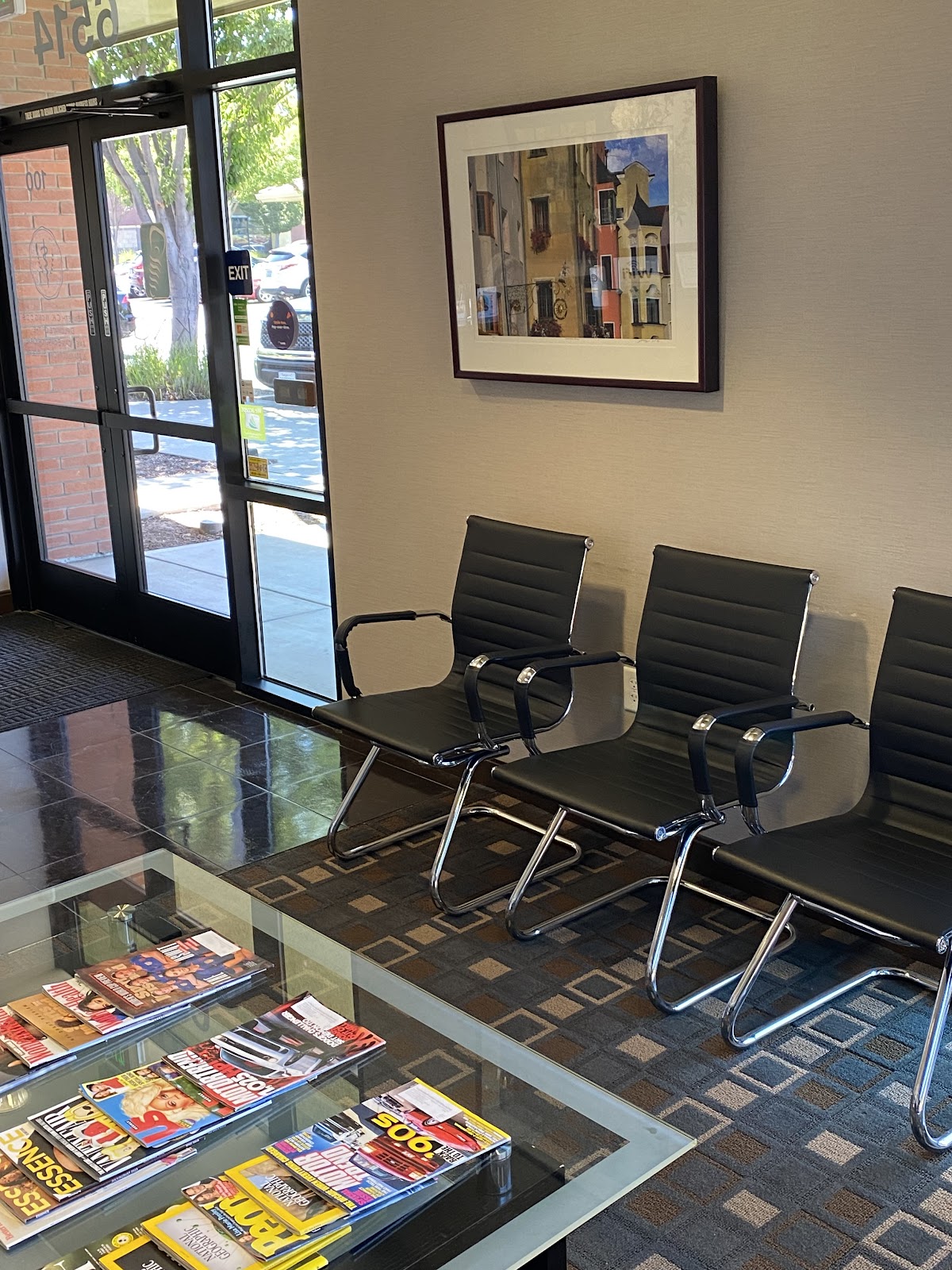 King Oral Surgery & Dental Implant Center photo 3