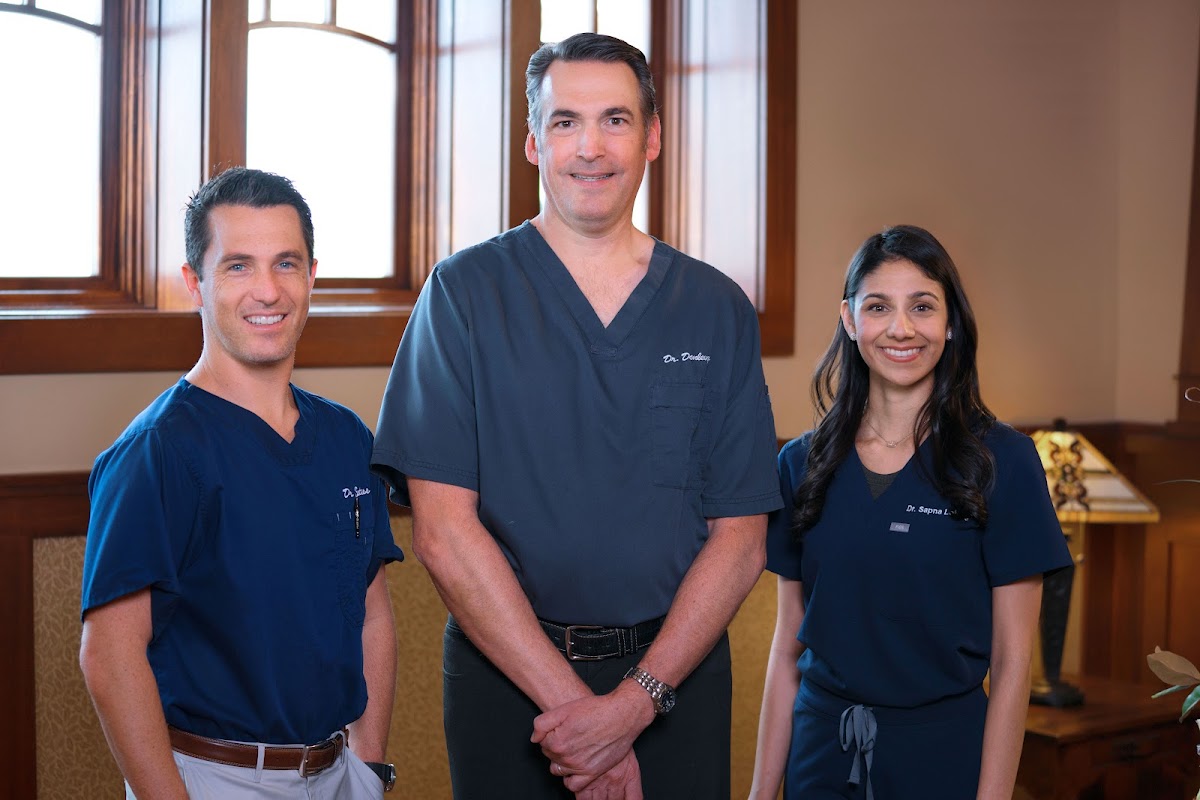 Donlevy, Estess & Lohiya Oral & Maxillofacial Surgery Group In Hermosa Beach photo 1