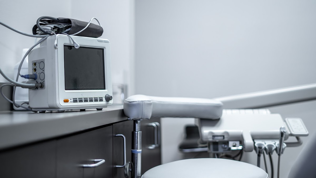 Paradise Periodontics photo 5