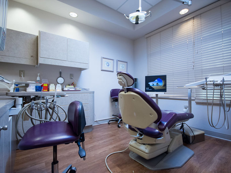 Warren & Law Dental photo 4