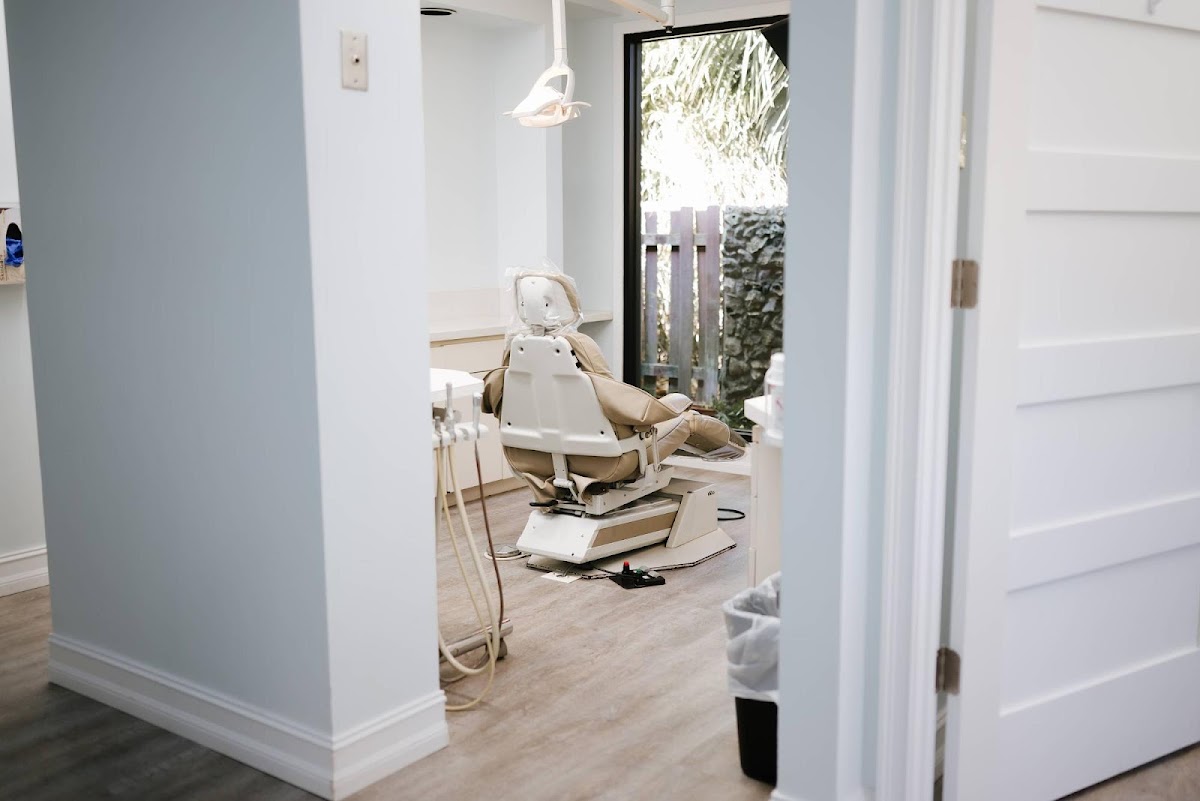 Tomoka Periodontics and Implant Dentistry photo 2