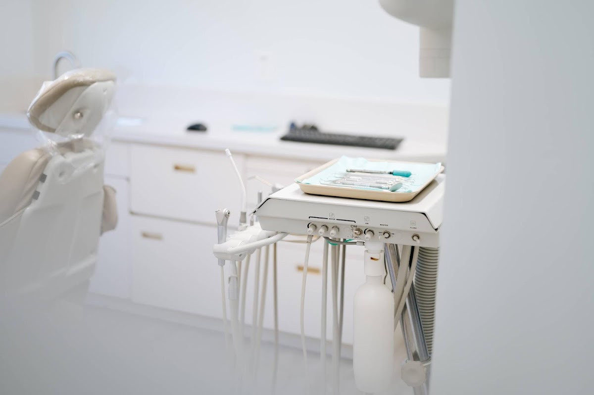 Tomoka Periodontics and Implant Dentistry photo 3