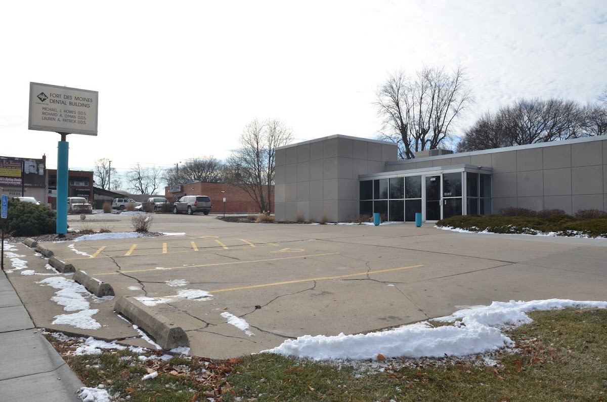 Fort Des Moines Dental photo 3