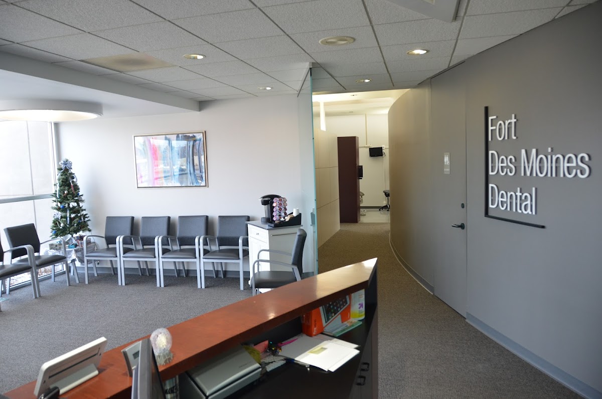 Fort Des Moines Dental photo 6