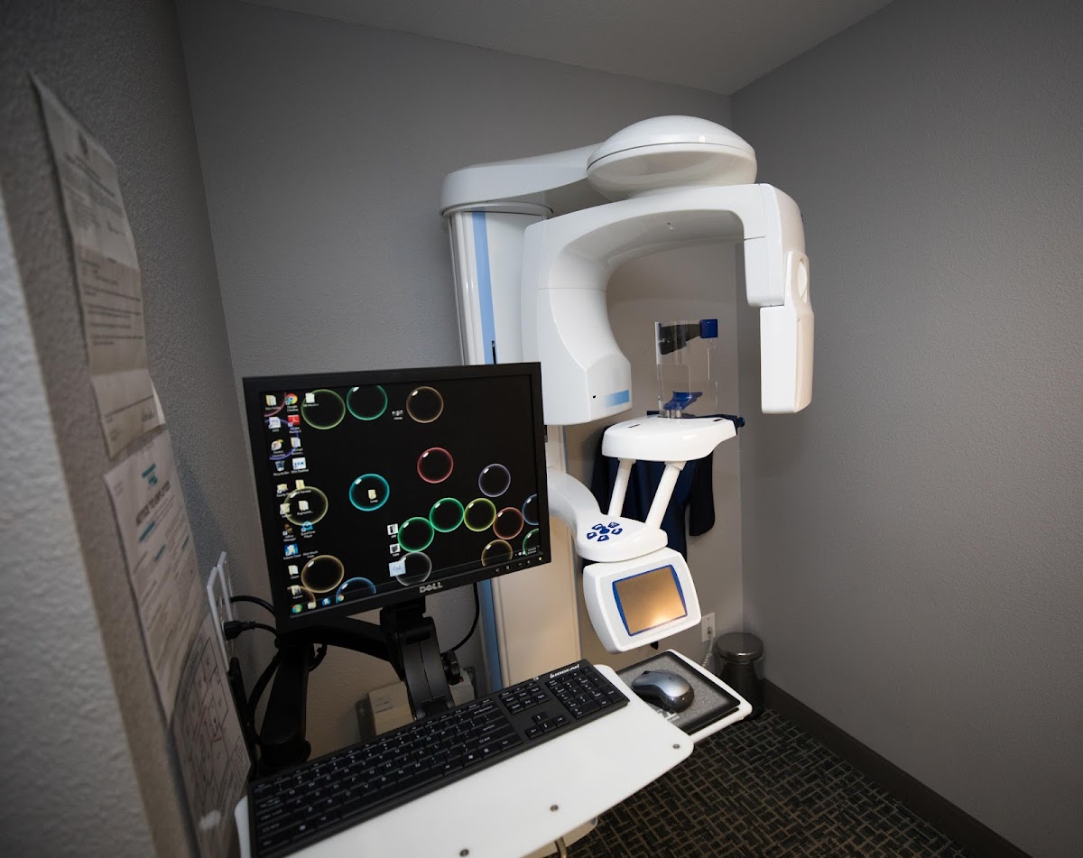 Council Oak Perio: Dental Implants & Periodontics, Dr. Christopher Bingham photo 4